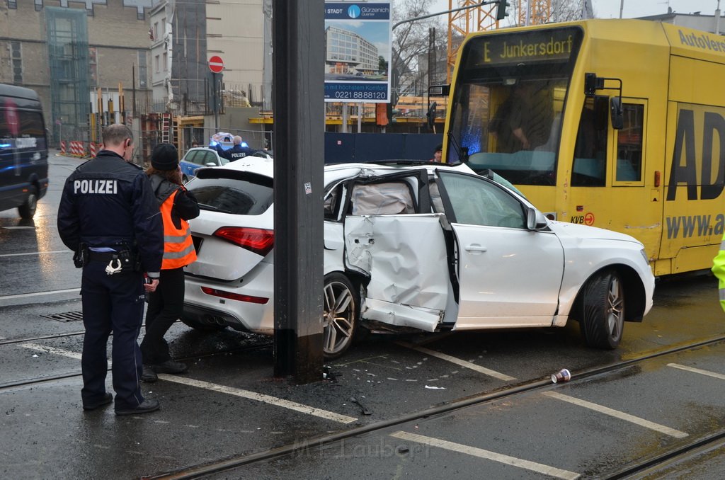 VU PKW Strab Koeln Mitte Pipinenstr Kleine Sandkaule P83.JPG - Miklos Laubert